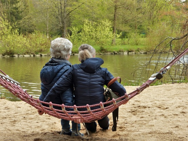 Achtsame Begleitung von Menschen mit Demenz und deren Angehörigen daheim