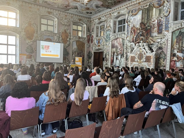 140 neue Lehrpersonen starten mit der KPH Edith Stein