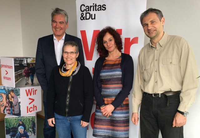 Im Bild v. li.: Caritasdirektor Georg Schärmer, Silvia Steiner, Elisabeth Draxl, Jürgen Gschnell. Foto: Caritas/Gutleben