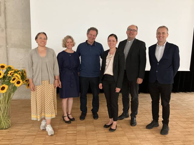 Beginn des Schuljahrs: Jesus fragend entdecken