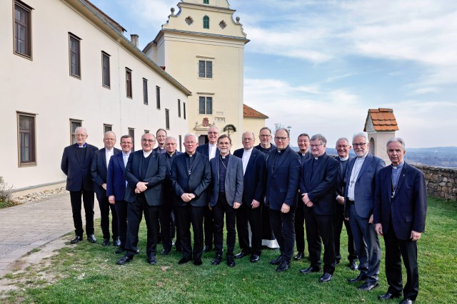 Bischofskonferenz: Fokus auf verfolgte Christen und Synodalität