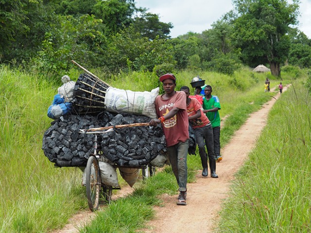 Christophorus-Sonntag: Spenden für Fahrzeuge in Entwicklungsprojekten