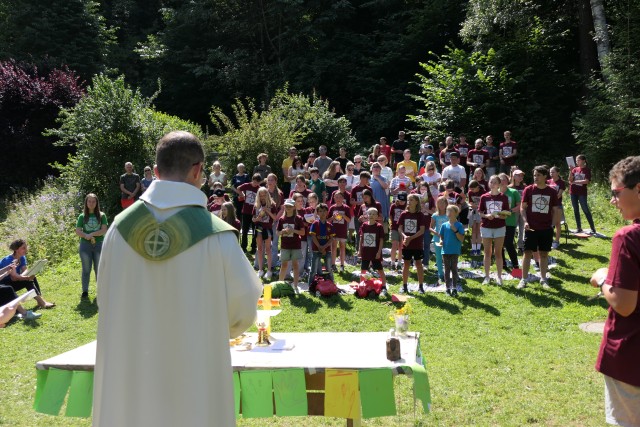 Miniwoche: Gemeinschaft ohne Handyempfang