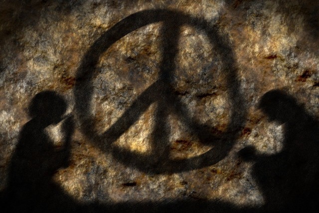 Palaver: Bibel lehrt aktiven Widerstand und Friedenstiftung