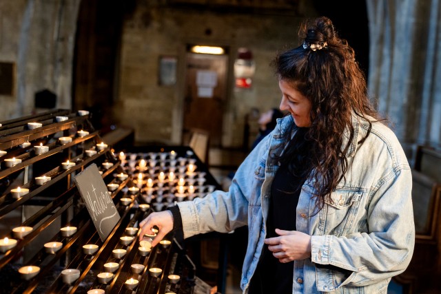 Segen zur Matura: Kerzenanzünden per WhatsApp