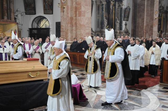 Begräbnis von Erzbischof Kothgasser am 9. März im Salzburger Dom