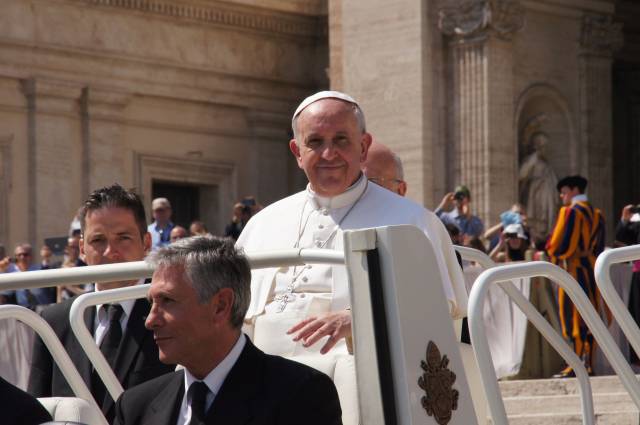 Papst zum Abschluss der Weltsynode: Kirche muss aufstehen