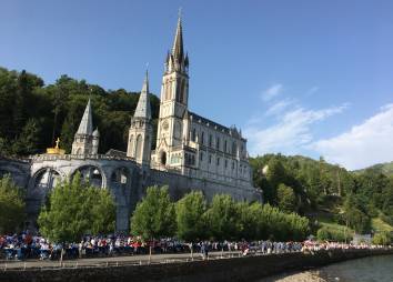 Lourdes  (14)