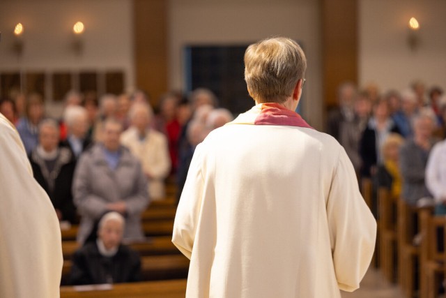 Frauen verändern Kirche | Studienergebnisse zu Frauen in pastoraler Leitung vorgestellt