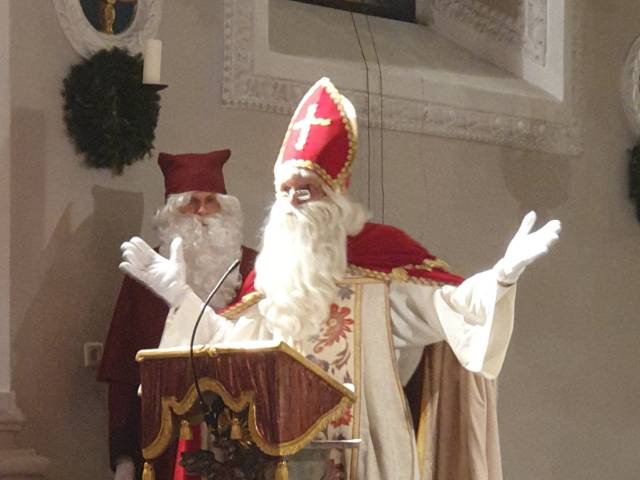 Nikolausfeier in der Pfarrkirche Hippach